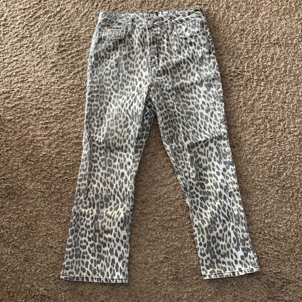 Urban Outfitters Cropped Jeans, Size 31